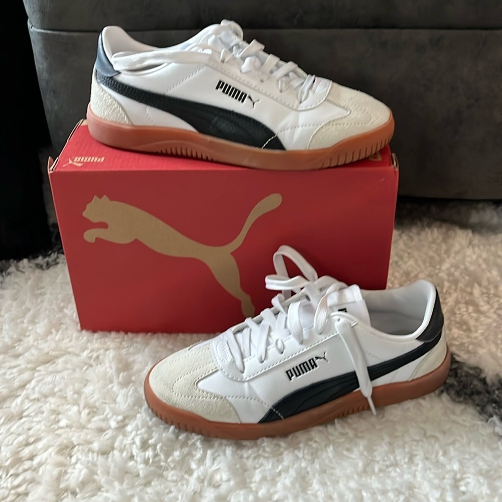 Puma sneakers